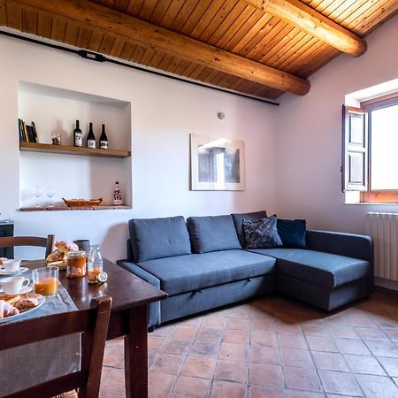 Cottage Immerso Nel Vigneto Caltagirone Exterior photo
